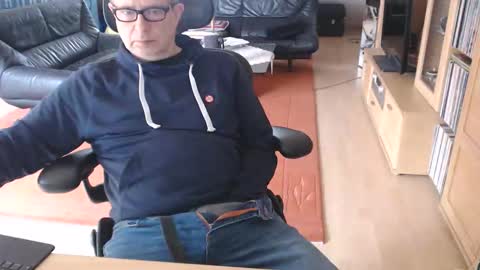 Snapshot of xtommix69 chatting on 02/03/26, 01:38 xtommix69 online show from 02/03/26, 01:38