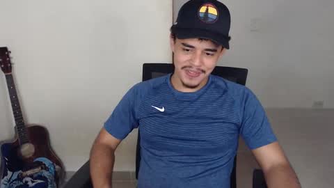 Snapshot of xtranherr chatting on 10/17/25, 12:25 xtranherr online show from 10/17/25, 12:25