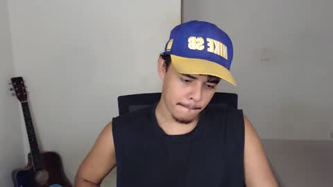 Snapshot of xtranherr chatting on 11/02/25, 01:41 xtranherr online show from 11/02/25, 01:41