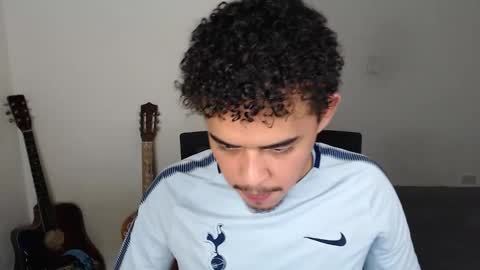 xtranherr online show from 11/05/25, 01:49