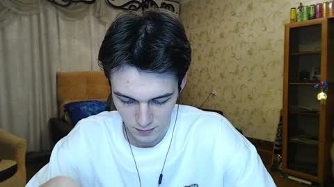 traqqq online show from 12/19/24, 07:40