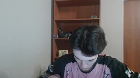 traqqq online show from 10/31/25, 09:27