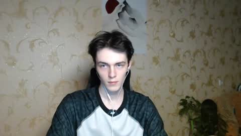 traqqq online show from 06/13/26, 09:02