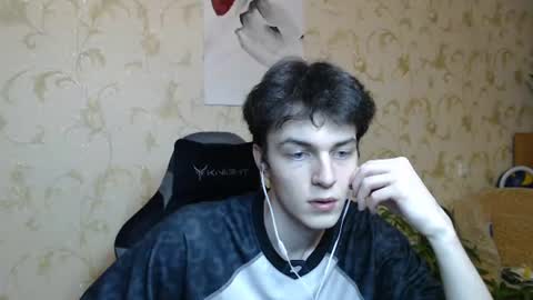 traqqq online show from 06/18/26, 06:56