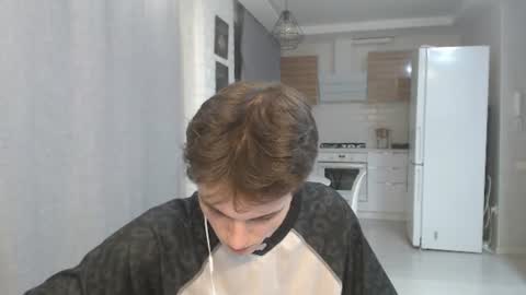traqqq online show from 07/07/26, 08:46