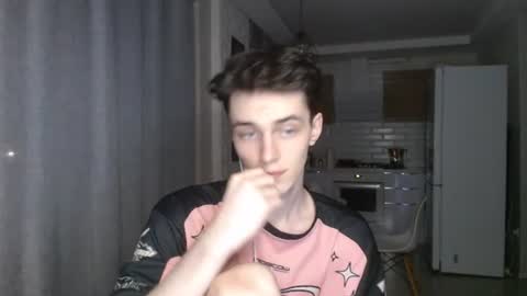traqqq online show from 07/08/26, 07:29