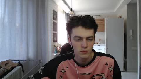traqqq online show from 08/03/26, 12:54