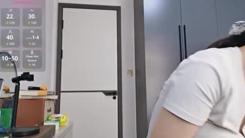 xuyihan online show from 02/24/26, 05:38