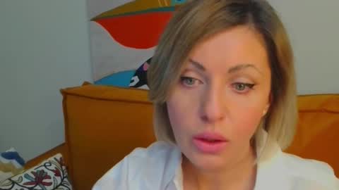 Snapshot of xvaleriax0 chatting on 02/06/26, 06:11 xvaleriax0 online show from 02/06/26, 06:11