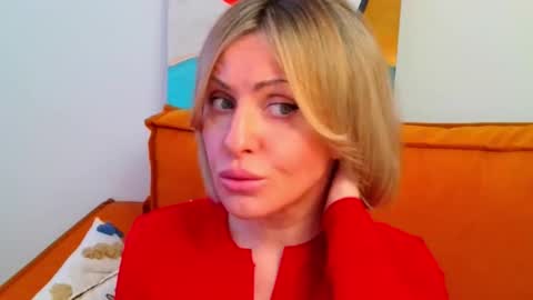 Snapshot of xvaleriax0 chatting on 02/17/26, 04:57 xvaleriax0 online show from 02/17/26, 04:57