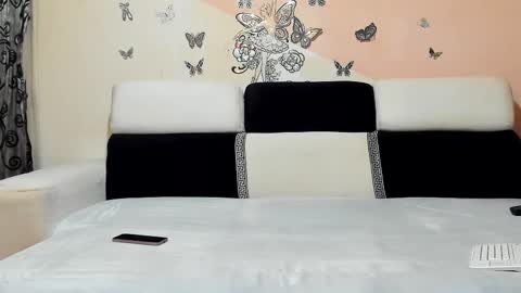 xveryhotcouple online show from 11/30/25, 05:44