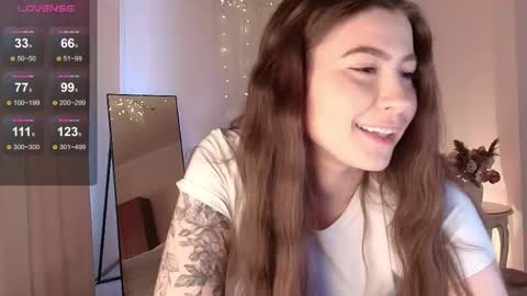 Snapshot of xx_courtneyy_xx chatting on 05/30/26, 05:15 xx_courtneyy_xx online show from 05/30/26, 05:15