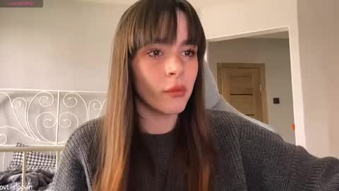 Lily online show from 04/28/26, 10:09