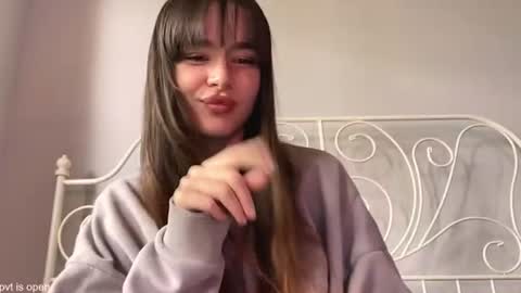 Lily online show from 07/23/26, 12:14