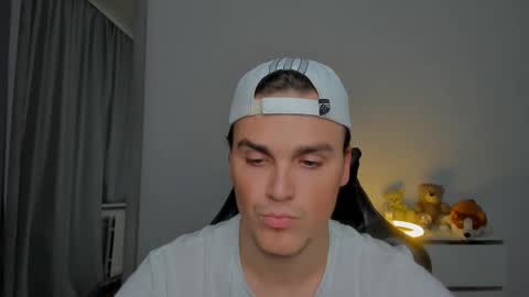 raul online show from 09/22/25, 11:51