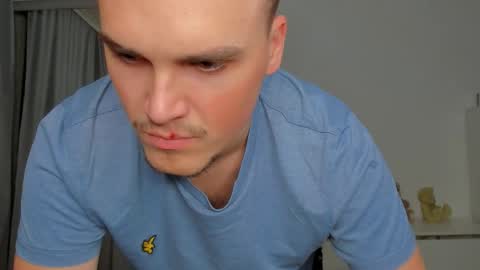 raul online show from 11/24/25, 08:41