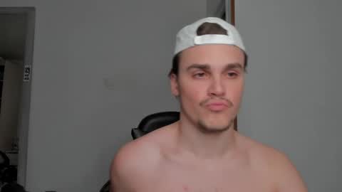raul online show from 03/22/26, 07:06