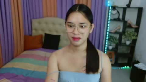 Snapshot of xxbigcockchloexx chatting on 11/26/25, 12:55 CHLOES ROOM online show from 11/26/25, 12:55