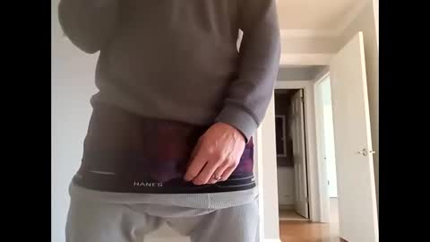 Snapshot of xxelonnutzxx chatting on 02/16/26, 06:59 xxelonnutzxx online show from 02/16/26, 06:59