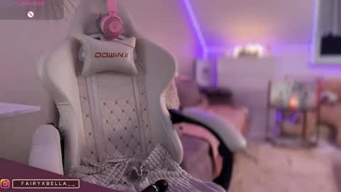 xxfairyxgiiirlxx online show from 12/22/25, 08:55