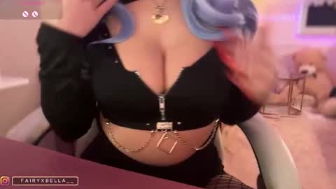 xxfairyxgiiirlxx online show from 01/06/26, 07:17