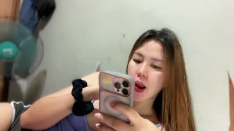 Snapshot of xxinnocentbellaxx chatting on 04/05/26, 11:18 Dyanna Zulla online show from 04/05/26, 11:18
