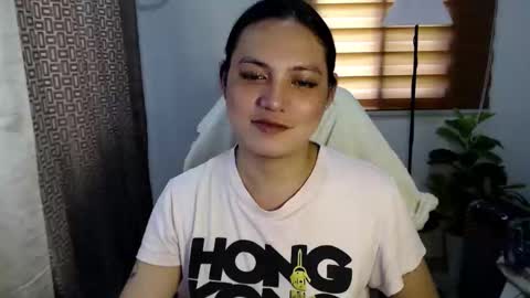 Snapshot of xxjulielovesyouxx chatting on 03/10/25, 03:45 July online show from 03/10/25, 03:45