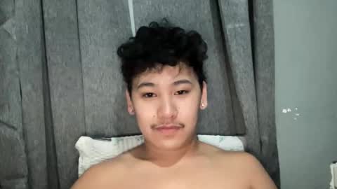 Snapshot of xxkelly0125xx chatting on 11/08/25, 07:23 John online show from 11/08/25, 07:23