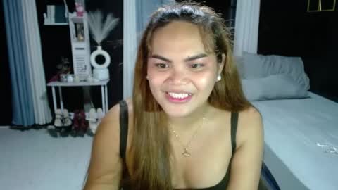Snapshot of xxkylie_smithxx chatting on 05/25/26, 06:36 Kylie Smith online show from 05/25/26, 06:36
