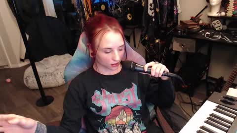 Lilith online show from 12/22/25, 02:52