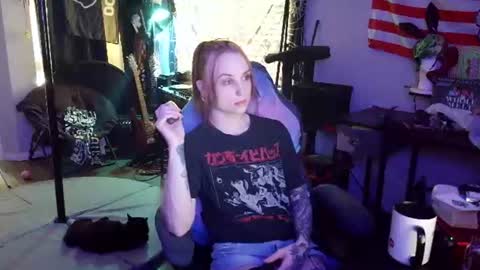 Snapshot of xxlilithmoonxx chatting on 06/11/26, 09:46 Lilith online show from 06/11/26, 09:46