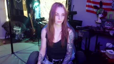 Snapshot of xxlilithmoonxx chatting on 06/14/26, 11:18 Lilith online show from 06/14/26, 11:18