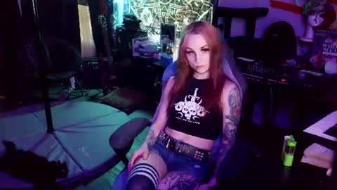 Snapshot of xxlilithmoonxx chatting on 07/04/26, 01:34 Lilith online show from 07/04/26, 01:34