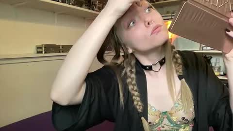 Snapshot of xxloveanastasia chatting on 11/12/25, 07:24 LoveAnastasia online show from 11/12/25, 07:24