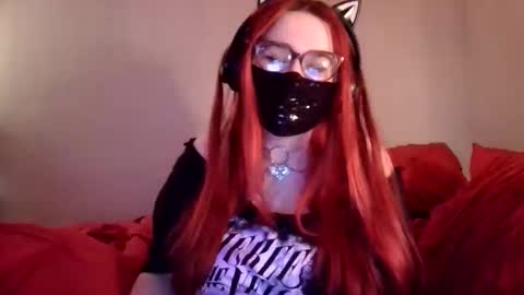 Mommy online show from 10/25/25, 01:13