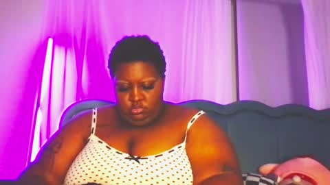 Snapshot of xxmoniquestarrxx chatting on 05/07/26, 03:34 Thee Baddest BBW online show from 05/07/26, 03:34