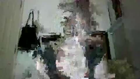 Snapshot of xxsapphicsapphirexx chatting on 09/16/25, 12:00 sapppphire online show from 09/16/25, 12:00