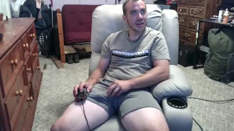 xxScubaStevexx online show from 09/24/25, 02:48