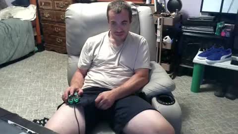 xxScubaStevexx online show from 10/24/25, 05:04