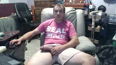 xxScubaStevexx online show from 10/28/25, 02:48
