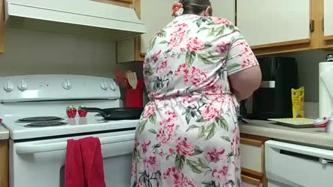 Snapshot of xxstrawberryjanexx chatting on 01/11/25, 09:25 Strawberry Jane online show from 01/11/25, 09:25