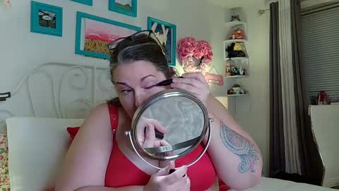 Snapshot of xxstrawberryjanexx chatting on 02/07/25, 03:12 Strawberry Jane online show from 02/07/25, 03:12