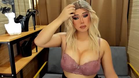 Snapshot of xxtastefullayeshaxx chatting on 01/19/25, 07:04 xxtastefullayeshaxx online show from 01/19/25, 07:04