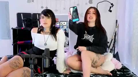 Muse n Poppy online show from 02/12/26, 10:49