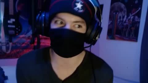 David Fox online show from 04/14/26, 04:07