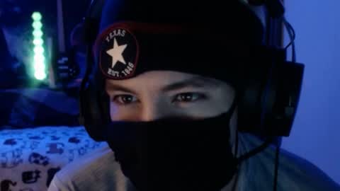 David Fox online show from 04/22/26, 05:10