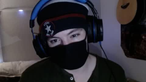 Snapshot of xxwhitefoxx chatting on 07/19/26, 11:25 David Fox online show from 07/19/26, 11:25