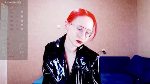 Snapshot of xxx_goddes_xxx chatting on 02/13/25, 05:33 Andariel online show from 02/13/25, 05:33