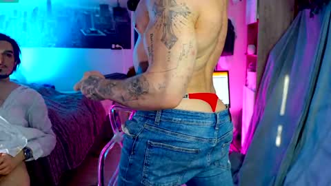     online show from 04/18/26, 03:38