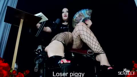 Snapshot of xxx_madamme chatting on 11/02/25, 01:52 Mistress Scarlet Igmiss scarlet978 online show from 11/02/25, 01:52